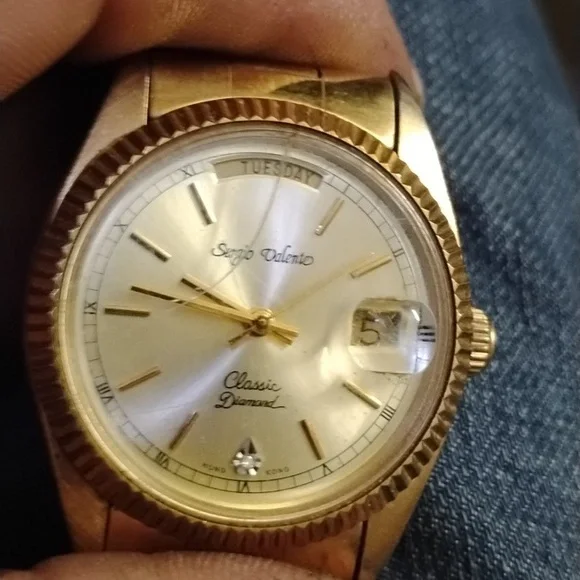 Sergio Valente Gold Classic Presidential Watch - Picture 8 of 8